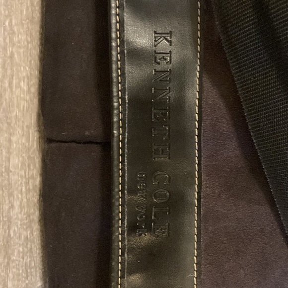 KENNETH COLE REACTION black Messenger 💼 bag - Picture 2 of 11